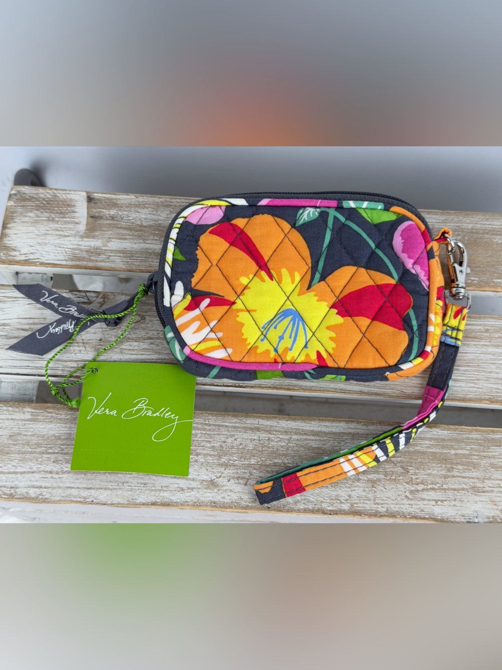 NWT Vera Bradley Jazzy Blooms Wristlet Wallet quilted vibrant floral pattern